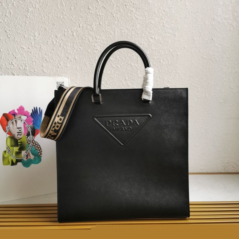 Pra*a shopping bags